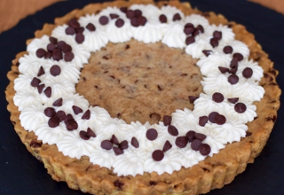 Chocolate Chip Cookie Cake